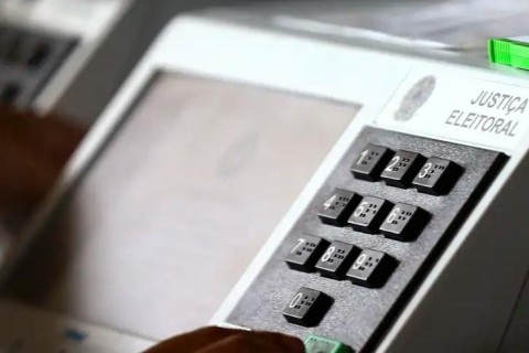 Vai estar fora da sua cidade no dia da eleição? Voto em trânsito pode ser pedido até 20 de agosto