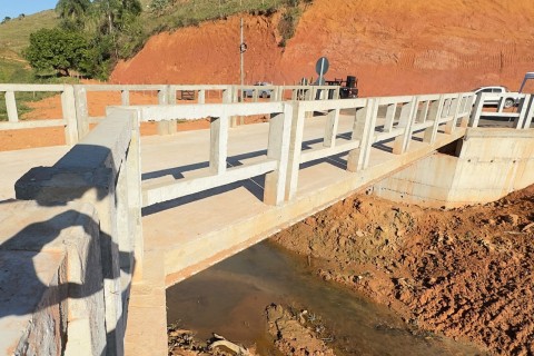 Prefeitura inaugura 29ª ponte na zona rural de Muriaé