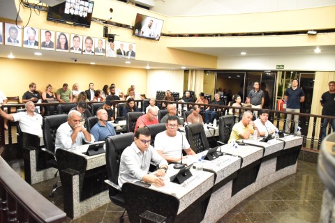 Câmara de Muriaé aprova Campanha Maio Laranja para combate à violência sexual infantil