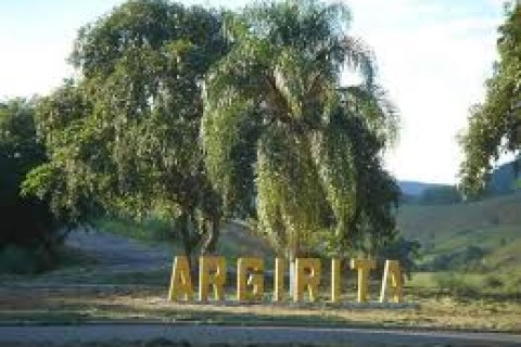 Prefeito é denunciado pelo MPMG por crime de reponsabilidade em nomeações de servidores públicos