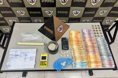 PM realiza operação contra o tráfico de drogas no José Cirilo