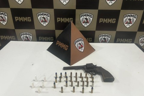 Polícia prende autores de tentativa de homicídio, apreende arma, munições  e drogas em  Cachoeira Alegre