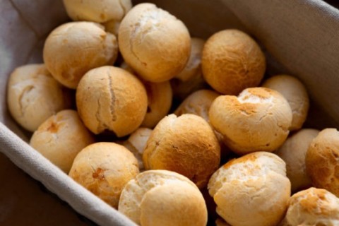 Coimbra promove competição de maior comedor de pão de queijo