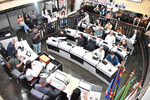 Câmara aprova projeto que regulamenta comércio ambulante e quiosques