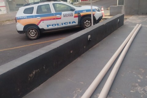 Com apoio de militares de folga,  dupla é presa por furto