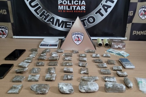 PM apreende jovem por tráfico de drogas delivery e apreende 45 tabletes de maconha